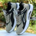 Autumn and Winter New Men's Shoes Non-Slip Casual Shoes Outdoor Sports Running Shoes Dad Shoes Large Size Sports Men's Shoes. 