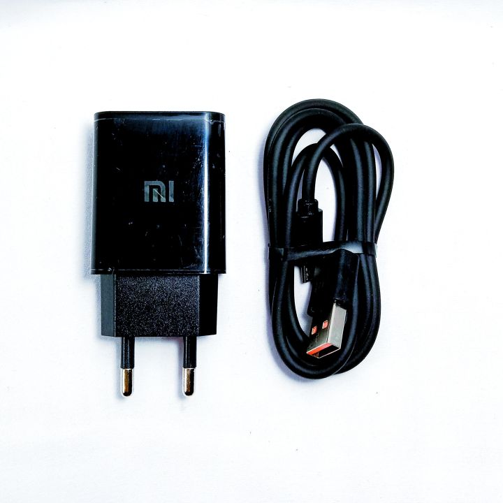 MI%20Travel%20Adaptor%20Charger%20-%20Image%203