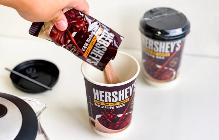 HERSHEY%20Original%20Hot%20Chocolate%20Drink%20Korea%20-%20Instant%20Cup%2030g%20-%20Image%202