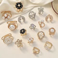 1PC Oval Brooches Simple Crystal Brooches Shawl Ring Clip Scarves Fastener Silk Scarf Buckle Brooch Wedding Jewelry Accessories. 