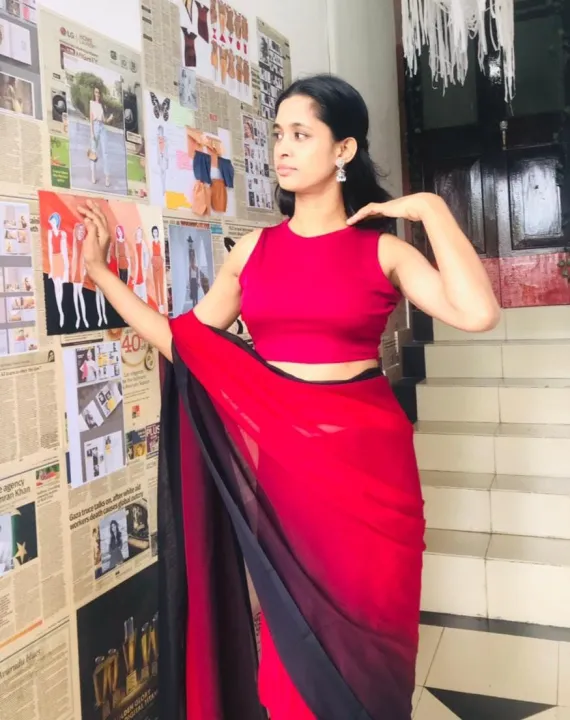 Red%20O%20Neck%20Sleeveless%20Crop%20Top%20Saree%20Jacket%20For%20Women%20-%20Image%205