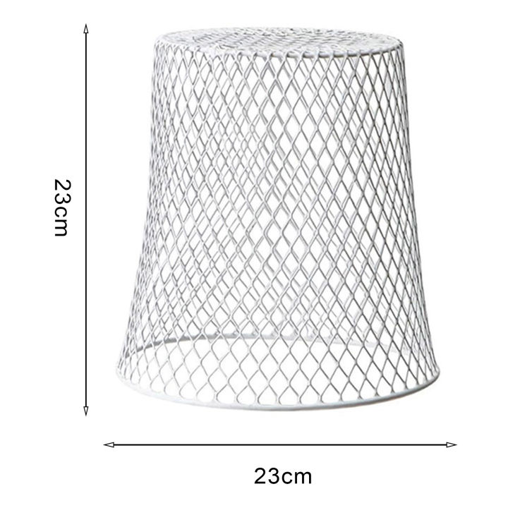 Plant%20Protection%20Cover%20Premium%20Metal%20Garden%20Cloche%20with%20Fine%20Mesh%20Ultimate%20Plant%20Protection%20for%20Outdoor%20Plants%20Animal-proof%20Mulch%20Guard%20Easy-to-install%20Plant%20Cages%20Vegetable%20Protection%20Mesh%20-%20Image%204