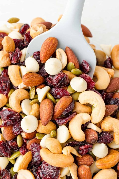 Fresh%20Mix%20Nuts%20Premium%20Quality%20(Almond,%20Cashew,%20Walnuts,%20Pumpkin%20Seed,%20Sunflower%20Seed,%20pistachios,%20Black%20raisin)%20#FFS%20-%20Image%209