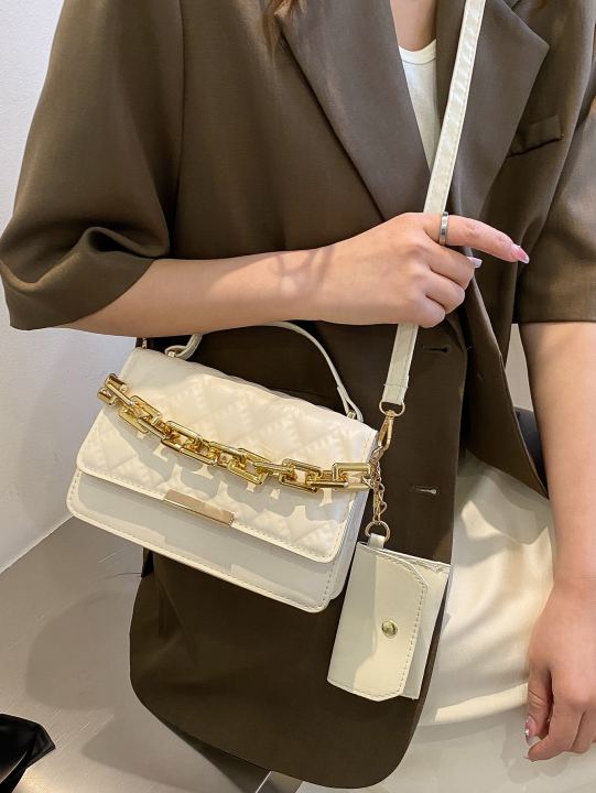 Gold%20studded%20Chain%20luxury%20ladies%20clutch%20Handbag%20-%20Image%203