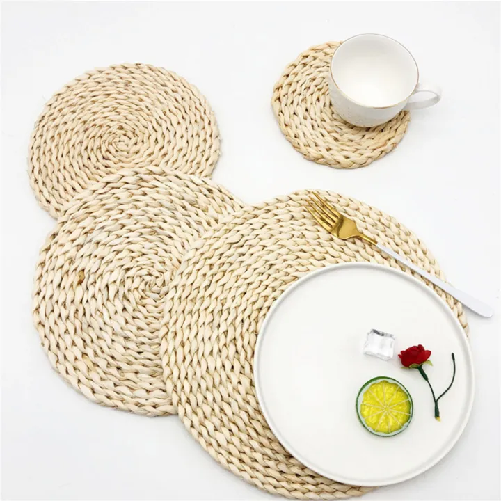 Natural%20Corn%20Straw%20Woven%20Handmade%20Husk%20Rattan%20Placemats%20Cup%20Coaster%20Grass%20Mats%20Heat%20Resistant%20Kitchen%20Dining%20Table%20Accessories%20-%20Image%208