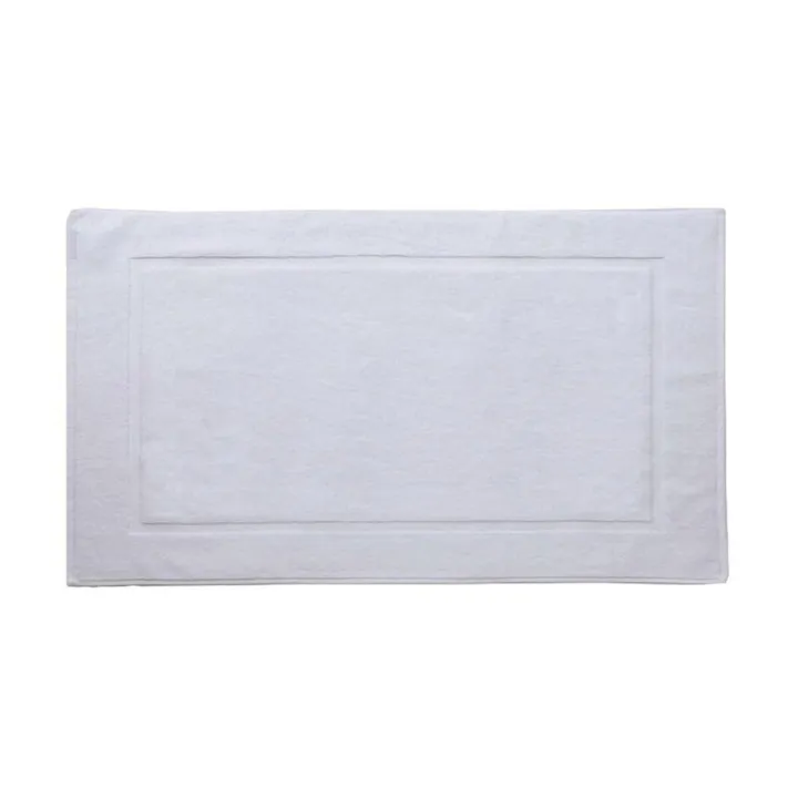Bath%20Mat%20-%2020"x30"%20-White%20-%20Image%202