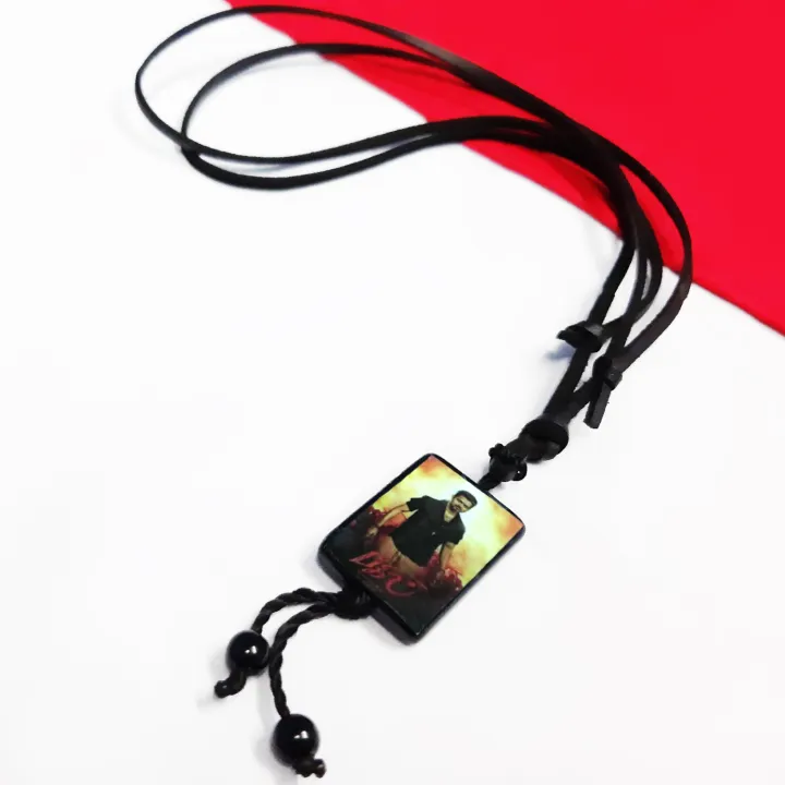 Men's%20VIJAY%20Pendant%20%20Leather%20Necklace/%20Fashion%20Pendant%20Chain%20/%20Fashion%20Pendant%20with%20Leather%20Chain%20/Fashion%20Necklace%20Leather%20Chain%20with%20Vijay%20Indian%20Actor%20Pendant%20for%20Men%20-%20Image%206