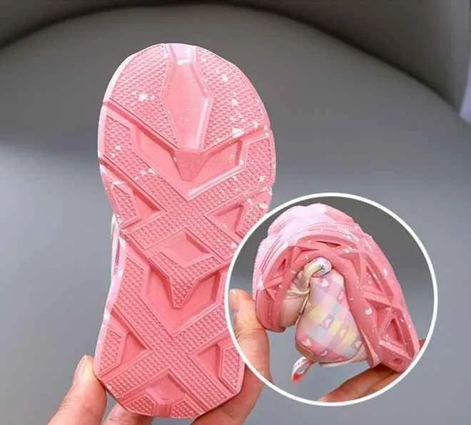 Disney%20Girls%20LED%20Light%20Shoes%20Sneakers%20Frozen%20Elsa%20Princess%20Babie%20-%20Image%205