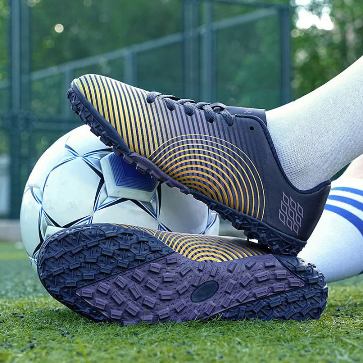 Big%20size%2033-45%20sale%20outdoor%20football%20sports%20shoes%20uni%20non-slip%20men%20futsal%20shoes%20cheap%20children%20soccer%20training%20sneakers%20-%20Image%204