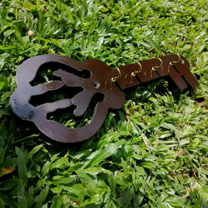 Key%20Shaped%20Key%20Holder%20Wall%20Mounted%20Hold%20Up%20To%204%20Keys%20Made%20In%20Sri%20Lanka%20Brand%20New%20-%20Image%202