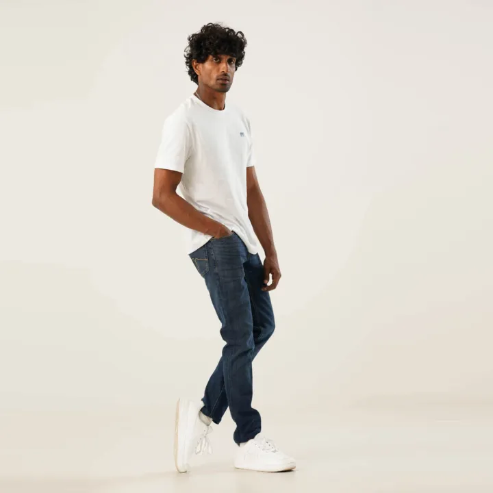 Moose%20Men%E2%80%99s%20Slim%20Fit%20Jeans%20%E2%80%93%20Mid%20Indigo%20-%20Image%204