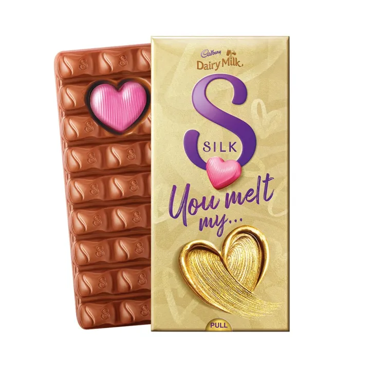 Cadbury%20Dairy%20Milk%20Silk%20Heart%20Blush%20Chocolate%20250g%20-%20Image%203
