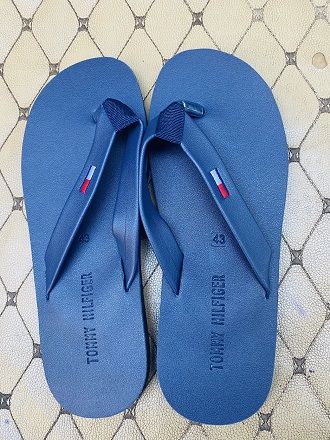 Tommy%20Men's%20Casual%20High%20Quality%20Lather%20Slipper%20-%20Image%203