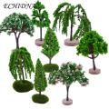 Mixed sizes of natural green model trees, choose the size that suits you Artificial trees for DIY landscaping accessories. 