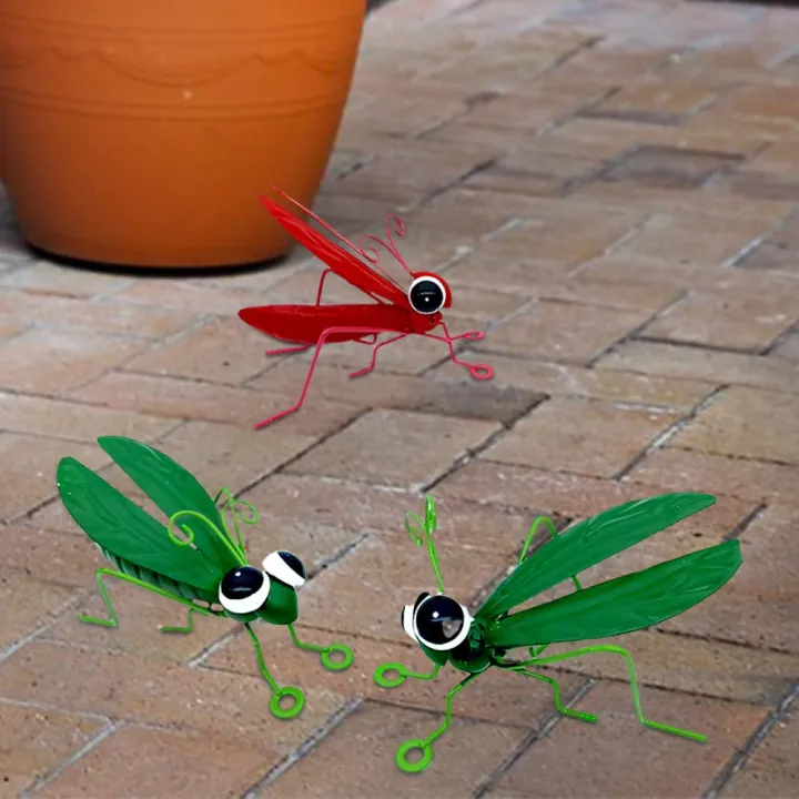 Handmade%20Metal%20Grasshopper%20Garden%20Decor%20%20Outdoor%20Wall%20Art%20Garden%20Statues%20Suitable%20for%20Patio,Lawn,Tree,Backyard,Yard%20Decor,Wooden%20Fence%20Decorations%20-%20Image%208