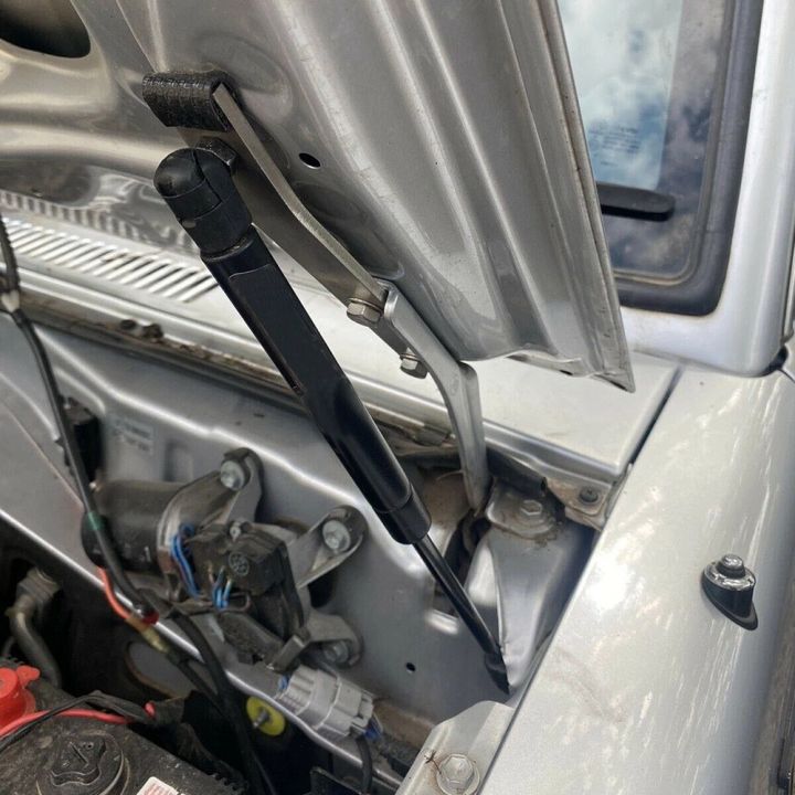 Car%20Front%20Bonnet%20Hood%20Gas%20Strut%20Damper%20Conversion%20Kits%20for%20Land%20Cruiser%2070%20Series%20LC70%20LC75%20LC76%20LC78%20LC79%20-%20Image%202