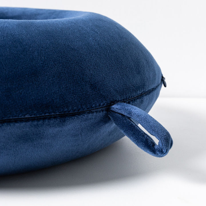 Memory%20Foam%20Neck%20Pillow%20U-Shape%20%7C%20Washable%20Travel%20Pillow%20for%20Airplane%20Car%20Office%20%7C%20Soft%20Nonwoven%20Cover%20%7C%205%20Colors%20%7C%2033x26x9.5cm%20-%20Image%204