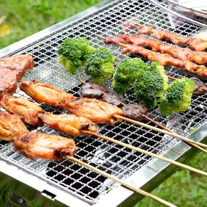 BBQ%20Gril%20-%20Stainless%20Steel%20Grill%20Pan%20with%20Wooden%20Handle%20Barbecue%20Roti%20Roast%20Grill%20Papad%20Roaster%20Chapati%20Toast%20and%20Paneer%20Tandoori%20Grill%20Stand%20-%20Image%208