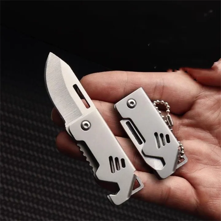 Compact%20Portable%20D2%20Steel%20Outdoor%20Sharp%20for%20Travel%20Camping%20Keyring%20-%20Image%203