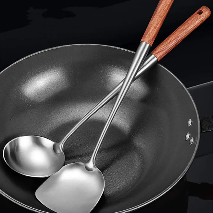 304%20Stainless%20Steel%20Frying%20Spoon%20With%20Rosewood%20Handle%20and%20Extended%20Chef%20Special%20Frying%20Spoon%20-%20Image%208