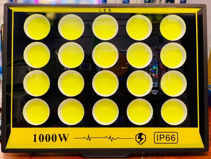 COB%20Flood%20Lights%2050W%20100W%20300W%201000W%20Outdoor%20Tunnel%20Sport%20Filed%20Waterproof%20IP65%20Stadium%20Projector%20Lamp%20Led%20Floodlight%20-%20Image%205