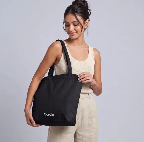 Essential%20Tote%20Bags%20-%20Image%206