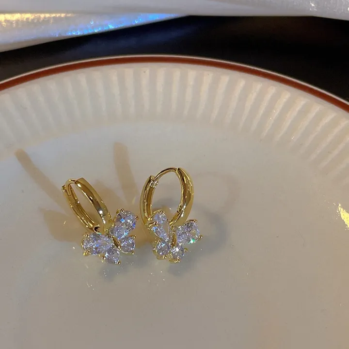 1Pair%20Girls%20Sweet%20Temperament%20Zircon%20Butterfly%20Earrings%20Niche%20Simple%20Exquisite%20Small%20Ear%20Buckles%20for%20Daily%20Versatile%20Jewelry%20-%20Image%205