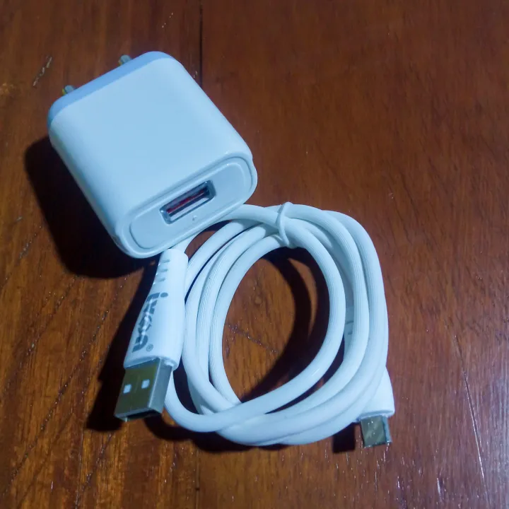 IVON%20Micro%20USB%20Charger%20High%20Current%20Fast%20Efficient%20Charging%20Safe%20and%20Energy%20Saving%202.4A%20Output%20Charger%20-%20Image%204