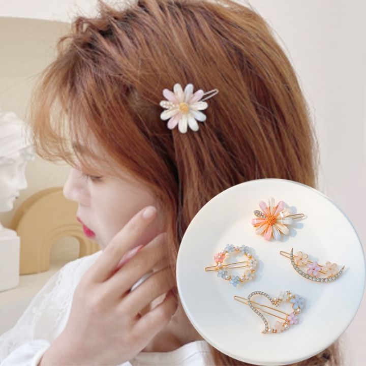 Korean%20Daisy%20Flower%20Rhinestone%20Hairpin%20/%20Women%20Exquisite%20Bangs%20Hair%20Clips%20/%20Girls%20Hair%20Accessories%20-%20Image%203