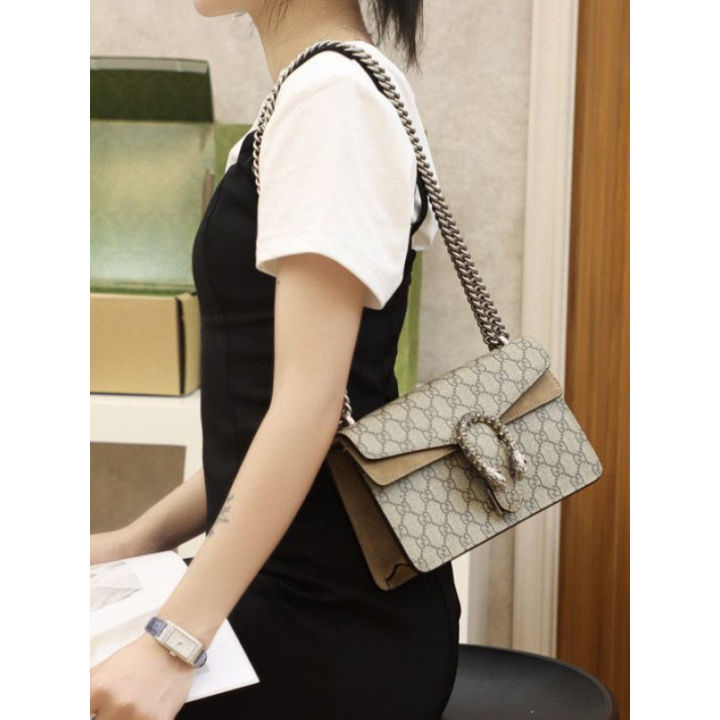 Luxury%20Brand%20Women's%20Handbag%20Pair%20GGSuper%20Mini%20Ultra%20Mini%20Dionysian%20Bag%20Fashion%20Trendy%20Crossbody%20Chain%20Small%20Square%20Bag%20-%20Image%204