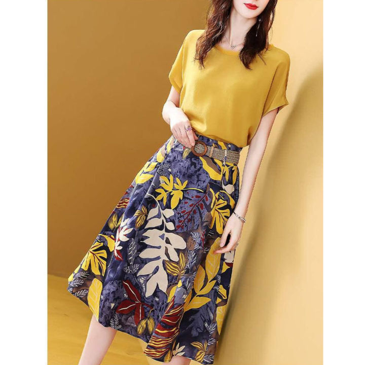 Yfashion%202%20Pcs%20Women%20Skirt%20Suit%20Round%20Neck%20Short%20Sleeve%20T-shirt%20High%20Waist%20Floral%20Skirt%20Leisure%20Clothing%20Set%20color%20-%20Image%205