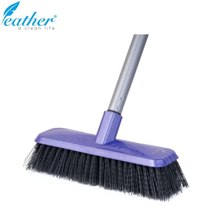 BATHROOM%20BRUSH%20LONG%20WITH%20120CM%20PLASTIC%20COATED%20METAL%20HANDLE%20-%20FEATHER%20-%20Image%206