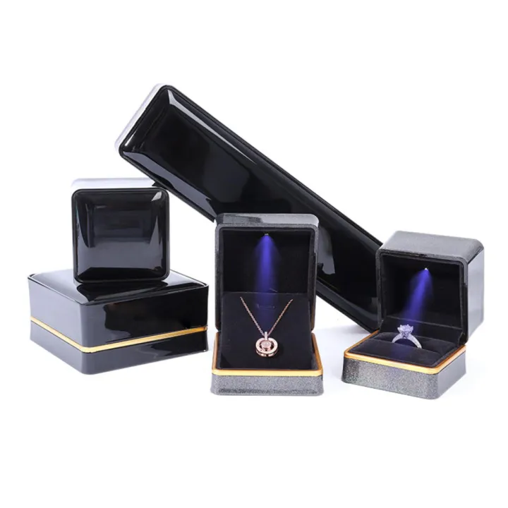 Gold%20Edge%20LED%20Light%20Jewelry%20Box%20Necklace%20Box%20Bracelet%20Jewelry%20Box%20Earring%20Box%20Ring%20Box%20Gold%20Jewelry%20Box%20Packaging%20Box%20-%20Image%205
