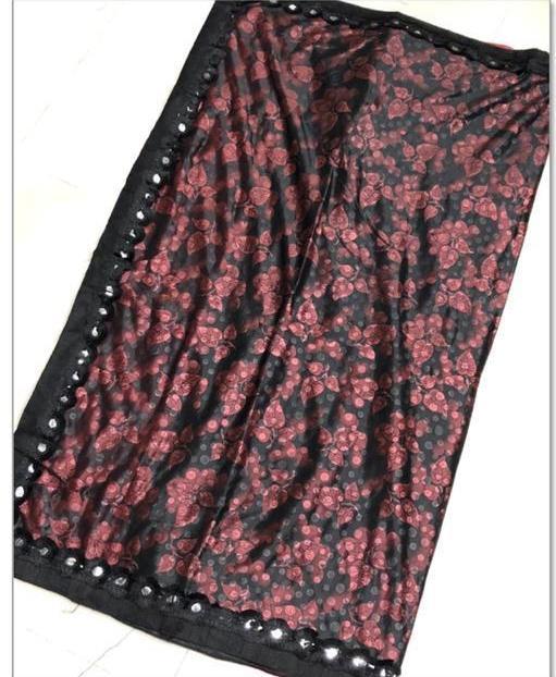Ruffle%20Saree%20Women's%20Indian%20Sari%20with%20Ruffle%20Design%20for%20Festive%20Wear%20-%20Image%204