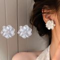 1Pair Personality Romantic White Flower Stud Earrings Temperament Sweet Simple Statement Earring Aesthetic Jewelry Luxury Gift. 