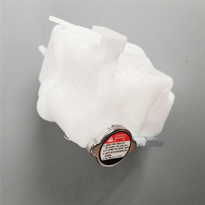 Car%20Engine%20Radiator%20Coolant%20Reservoir%20Expansion%20Tank%20MB924891%20for%20L%20400%20L400%20Space%20Gear%20Coolant%20Water%20Tank%20Spare%20Parts%20Accessories%20Parts%20-%20Image%205