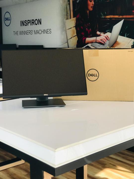 Dell%20P2418HT%20Touch%20Screen%20Monitor%20-%20Image%208