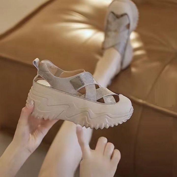 Spring%20Summer%20New%20Women's%20Shoes%20Height%20Increasing%20Thick%20Sole%20Hollow%20Wide%20Strap%20Student%20Korean%20Fashion%20Breathable%20Platform%20Sole%20Sports%20Sandals%20-%20Image%204