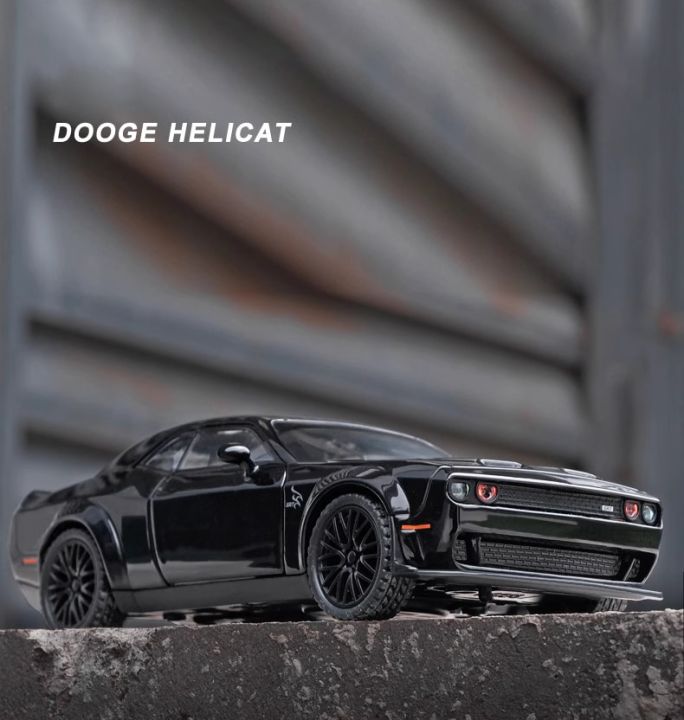 1:32%20Dodge%20Challenger%20Hellcat%20Redeye%20Alloy%20Muscle%20Car%20Model%20Sound%20and%20Light%20Children's%20Toy%20Collectibles%20Birthday%20Gift%20-%20Image%206