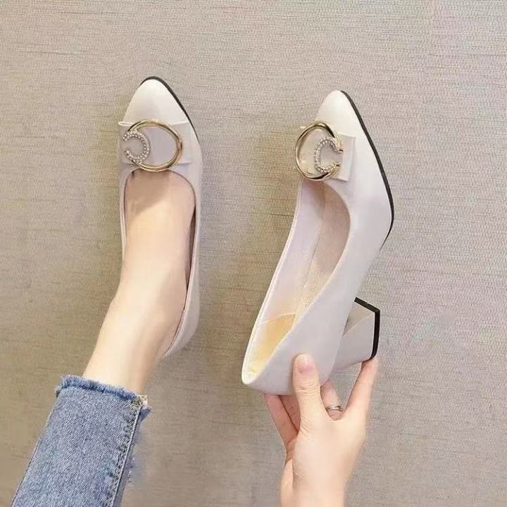 Real%20Soft%20Leather%20Soft%20Bottom%20Mom%20Shoes%20Chunky%20Heel%20Pumps%20Women's%20Comfortable%20Mid-Heel%20Low-Cut%20Work%20Shoes%20Spring%20and%20Autumn%20Small%20Leather%20Shoes%20Work%20Shoes%20-%20Image%203