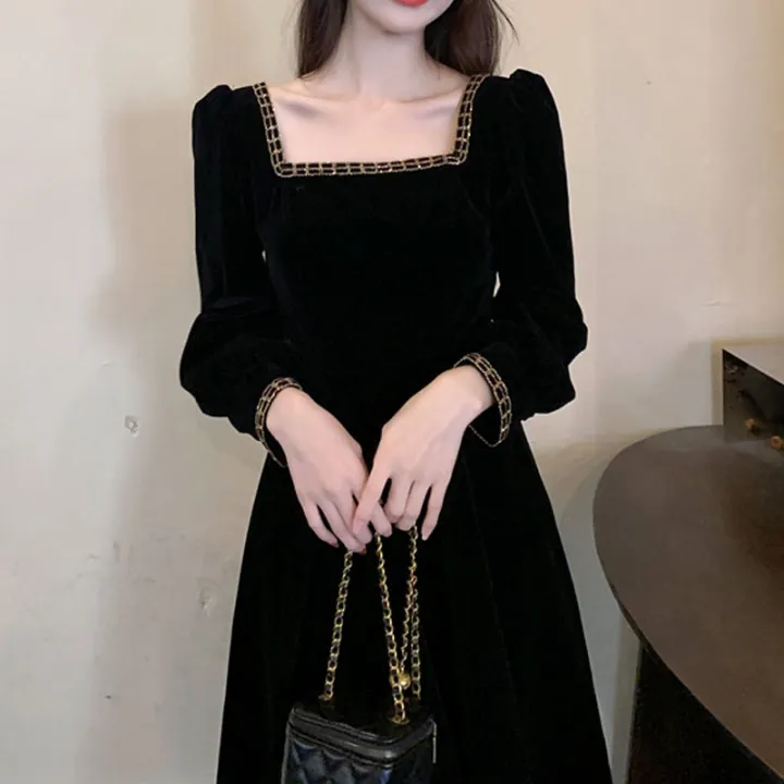 bellylady%20Women%20Cotton%20French%20Velvet%20Dress%20Retro%20Square%20Collar%20Puff%20Sleeves%20Simple%20Solid%20Color%20Large%20Swing%20Long%20Sleeves%20Dress%20-%20Image%203