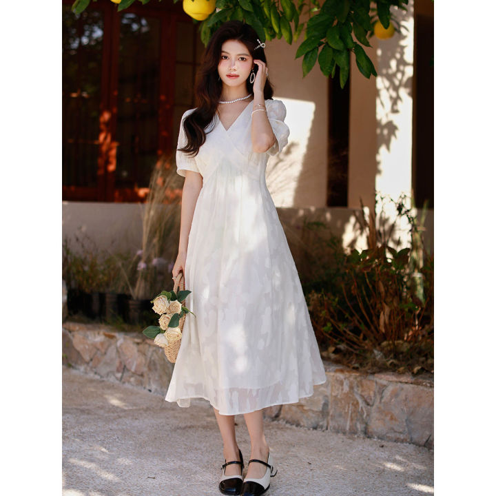 2024 Summer New Fresh French Chiffon Jacquard White Dress Temperament V Collar Cinched Slimming Long Dress