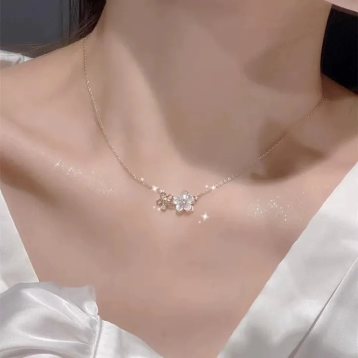 New%20Super%20Fairy%20Cherry%20Blossom%20Women's%20Niche%20Clavicle%20Chain%20High%20Color%20Value%20Peach%20Blossom%20Necklace%20Women's%20Necklace%20-%20Image%203
