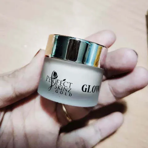 GLOW%20SERUM%20FOUNDATION%20KHAS%20Untuk%20JERAGAT%20by%20Perfect%20Skinz%20Gold(FROM%20MALAYSIA)%20-%20Image%202