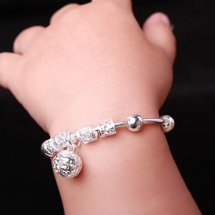 2Pcs%20Adjustable%20Infant%20Baby%20Embossing%20Bell%20Bangle%20Hand%20Bracelet%20Jewelry%20-%20Image%203