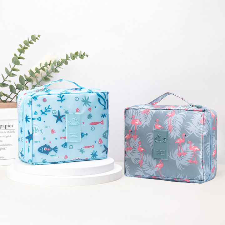 Cosmetic Bag with Sturdy Handle