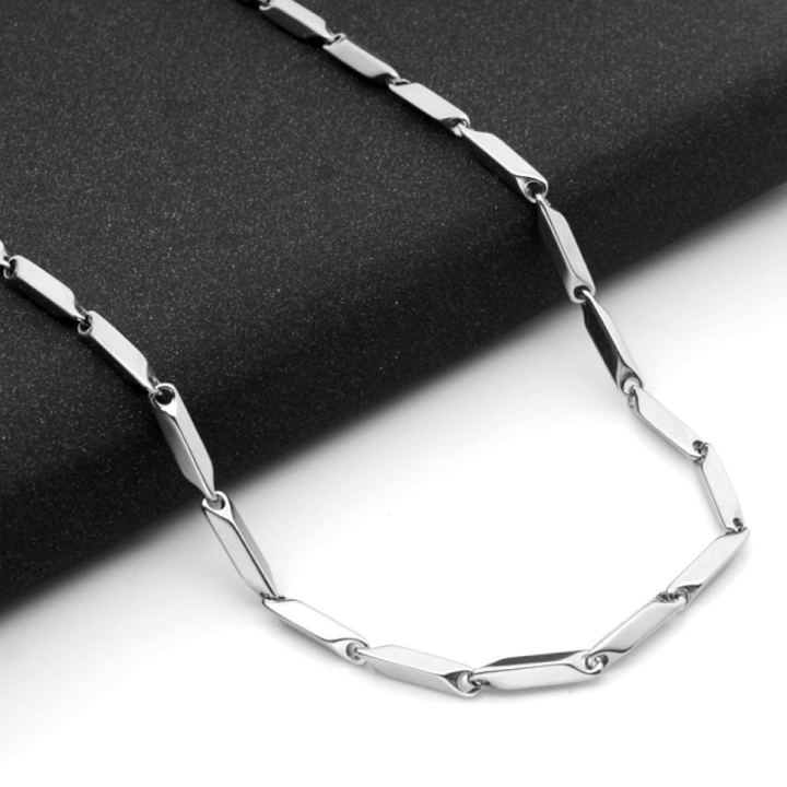 Gold%20and%20silver%20colour%20stainless%20steel%20high%20standard%20chain%20necklace%20for%20men%20and%20women%20-%20Image%206