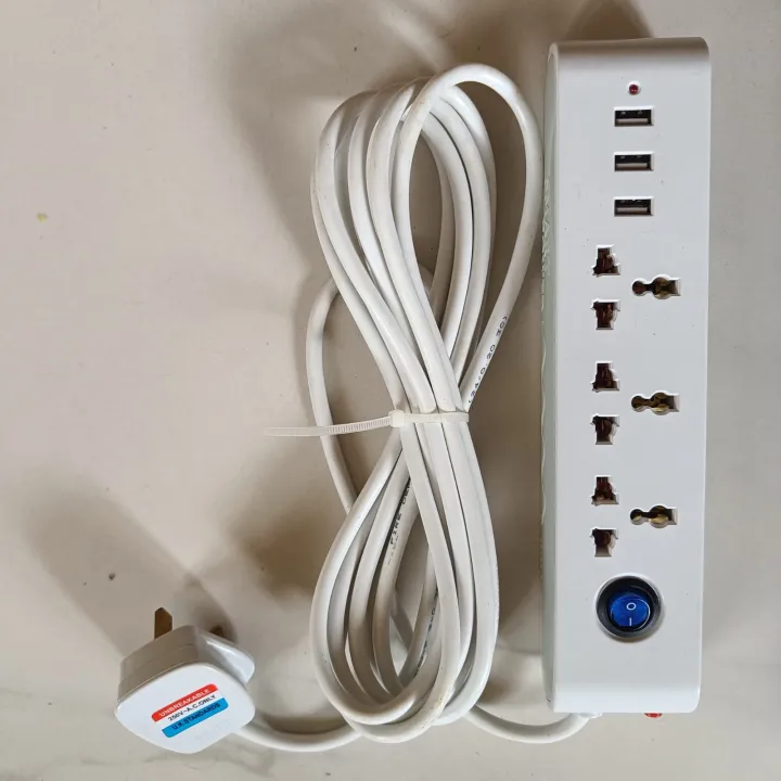 Multi%20plug%20with%20USB%20LONG%20LIFE%20PRODUCT%20-%20Image%202