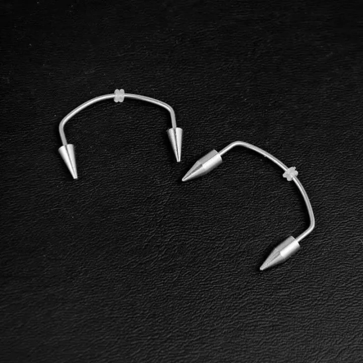 %E3%80%90Pumba%E3%80%91Stainless%20steel%20C-bar%20smile%20lip%20nail%20tiger%20tooth%20nail%20titanium%20steel%20zombie%20tooth%20lip%20tie%20nail%20vampire%20piercing%20jewelry%20-%20Image%202