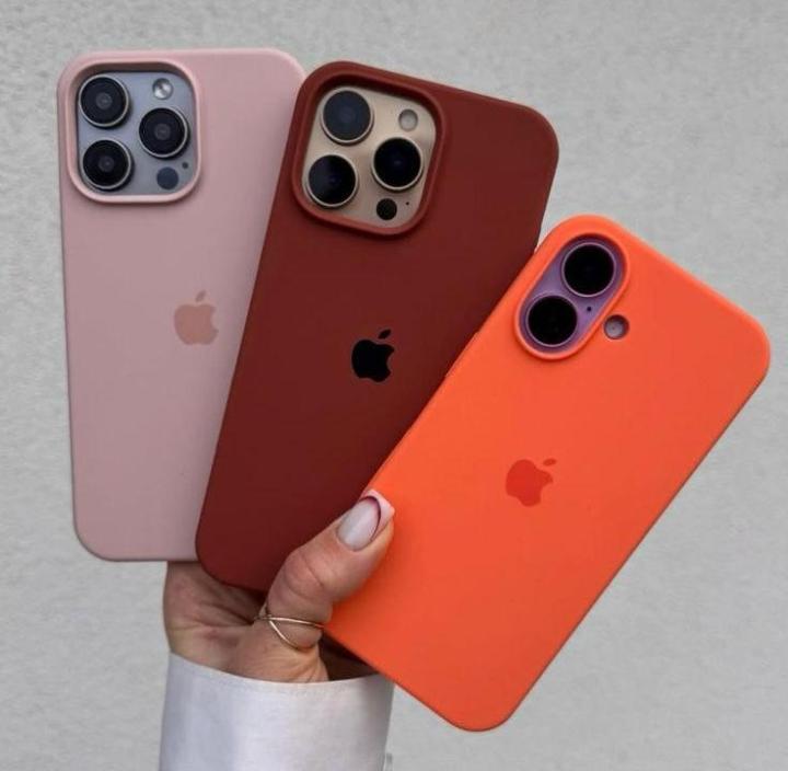 Super%20Premium%20Silicone%20Case%20For%20iPhone%2011%20Back%20Cover%20With%20Logo%20Official%20Luxury%20Plain%20Textured%20Protective%20Silicon%20Case%20For%20Girls%20Boys%20-%20Image%202